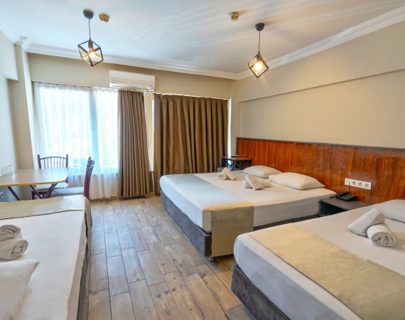 STANDART AİLE ODASI